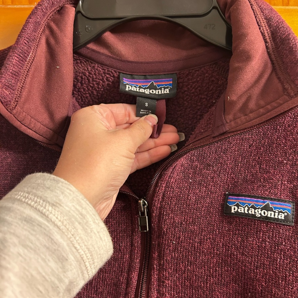 Patagonia Better Sweater maroon fleece size small. Good used condition - Picture 1 of 2